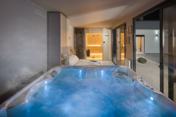 Sauna & jacuzzi, Villa Romantica - House for Two with Heated Pool and Wellness in Istria Županići